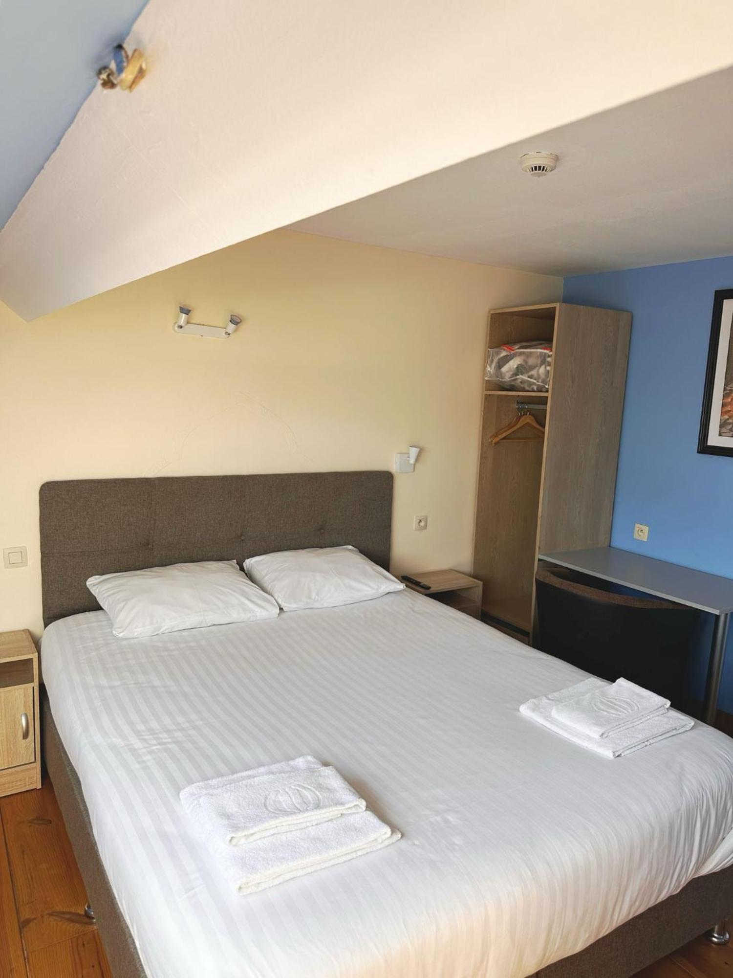 At-Pacific-Hotel Wavre Exteriör bild